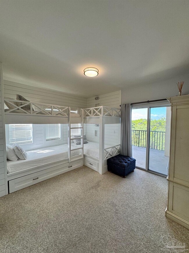 Building Photo - 1732 W County Hwy 30A