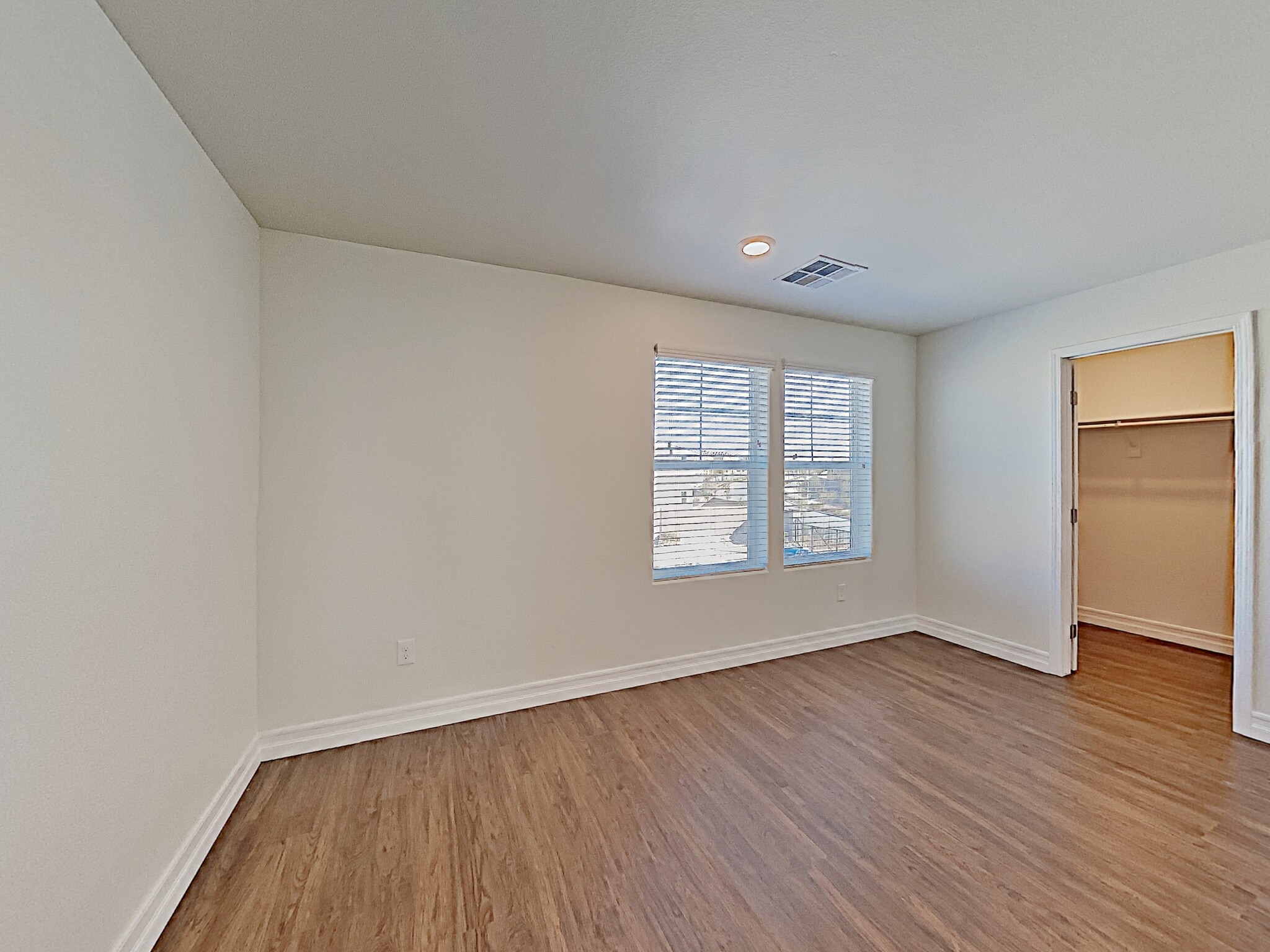 Building Photo - 9671 N Rancho Lozano