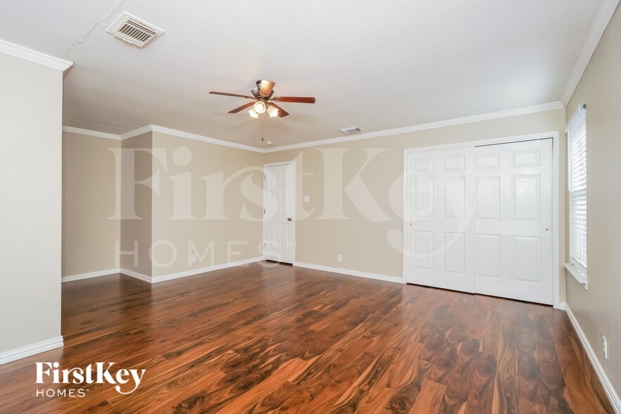 Building Photo - 11715 Ripplewood