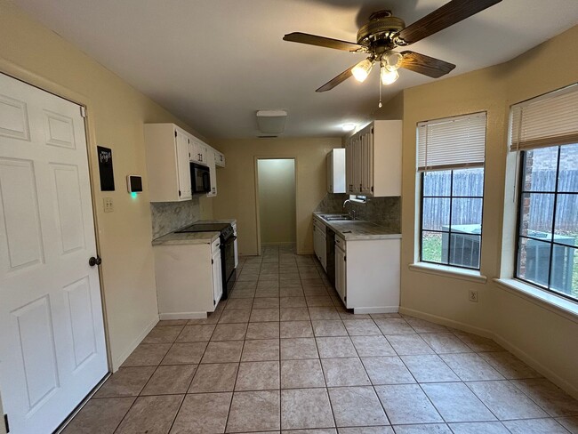 Building Photo - Fully remodeled 3 bedroom home in Wylie!!