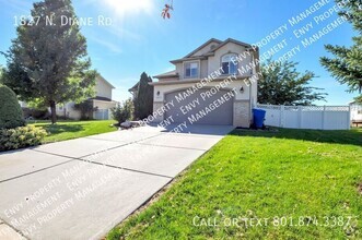 Building Photo - Huge North Ogden Home 4 Bed - 3.5 Bath - A...