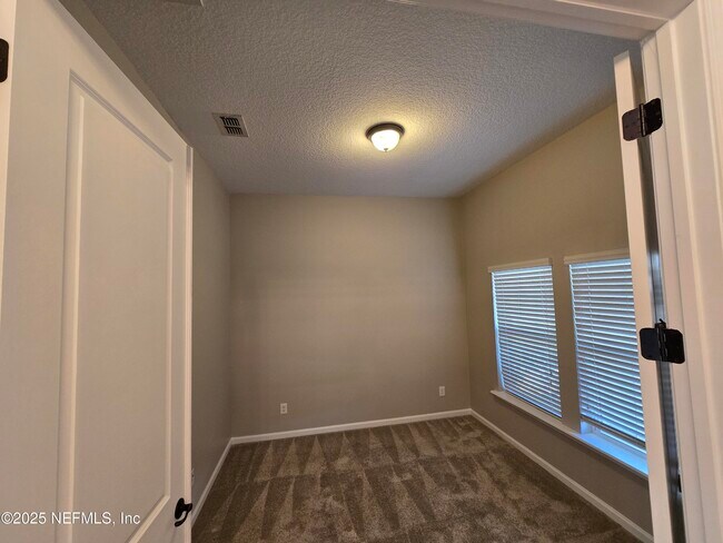 Building Photo - 204 Balvenie Dr