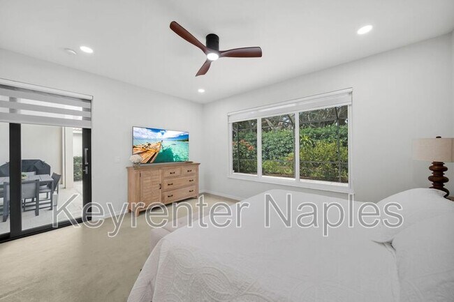Building Photo - 8864 Ventura Way