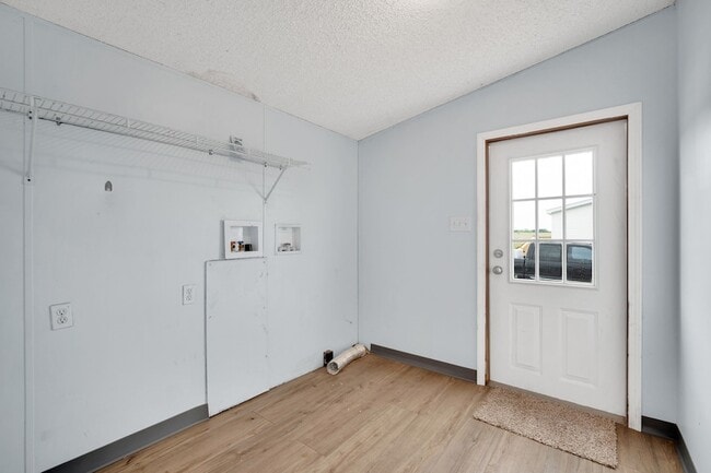 Building Photo - 110 Private Rd