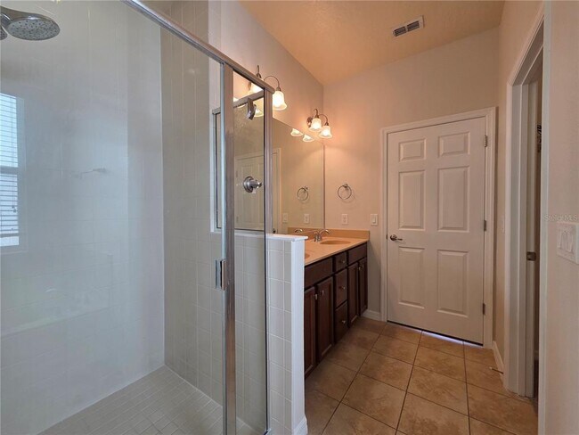 Building Photo - 4772 Silver Birch Way