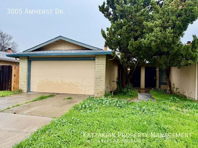 Primary Photo - Updated 3-Bedroom 2-Bath Single Story Nort...