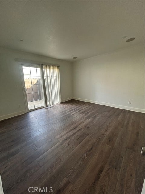 Building Photo - 2100 N Derek Dr