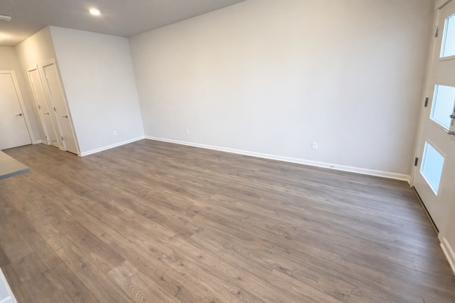 Building Photo - Beautiful 3BD Home in Hillsboro!!