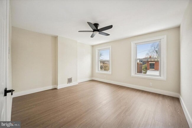 Building Photo - 5023 Keyser St