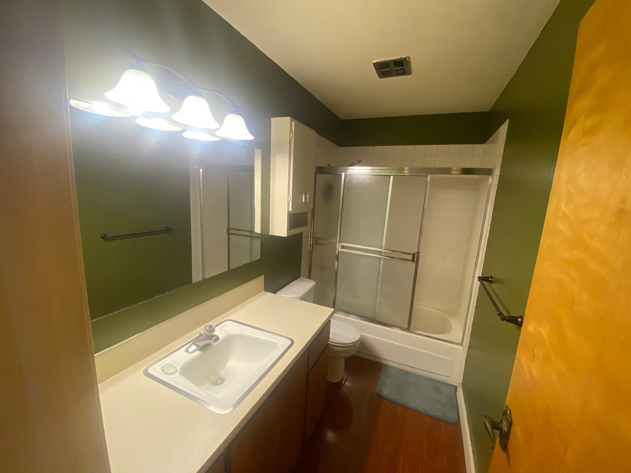 Building Photo - 1220 NW State St