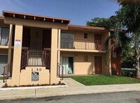 Building Photo - 1290 NE 119th St