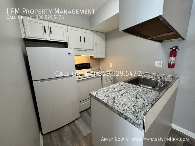 Building Photo - 4231 Middlebranch Ave NE