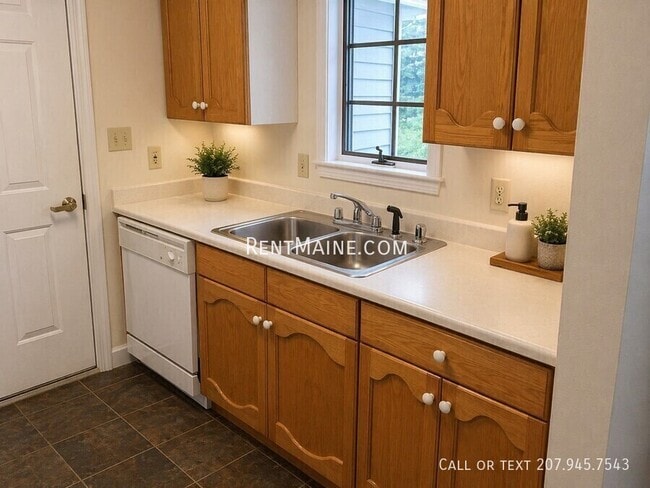 Building Photo - 307 Garland St