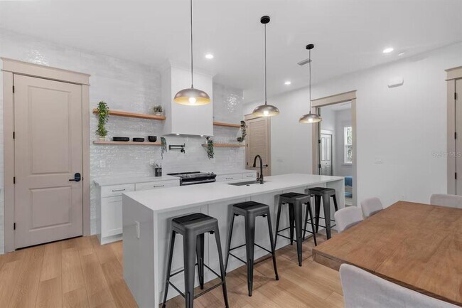 Building Photo - 2407 Harper St