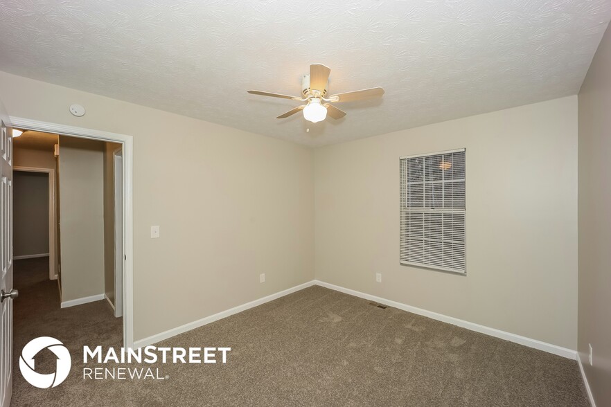 Building Photo - 6115 Forrest Ave