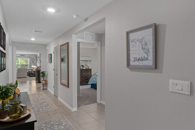 Building Photo - 5230 Diantha Way