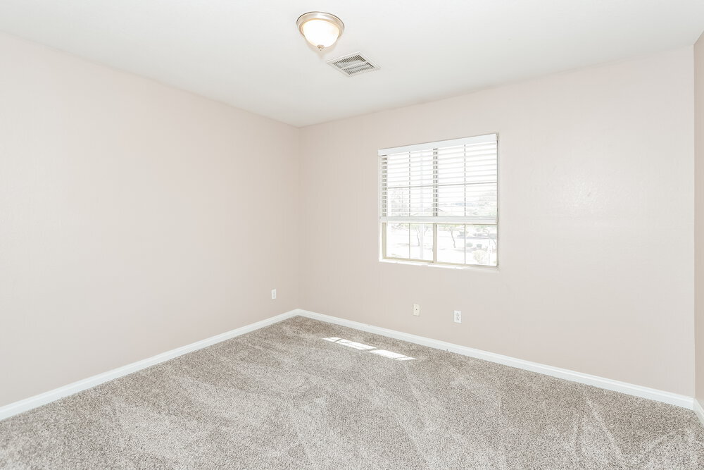 Building Photo - 296 Sweet Sugar Pine Dr