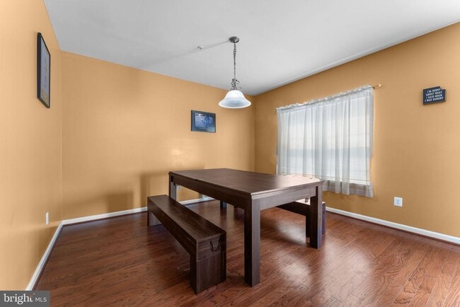 Building Photo - 15305 Kettlebaston Ln