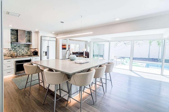 Building Photo - 103 W Sandpiper Cir