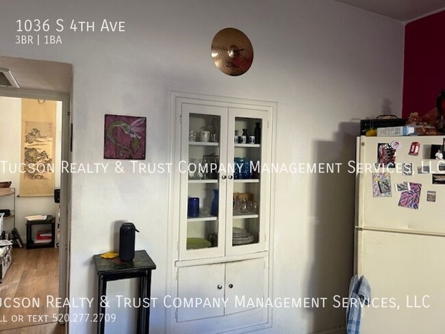 Building Photo - 1036 S 4th Ave