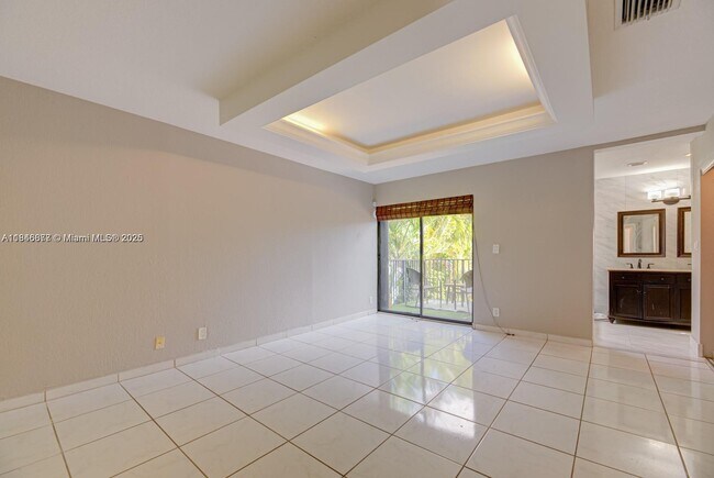 Building Photo - 9953 SW 147th Ct