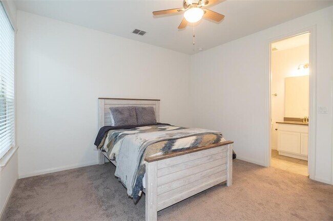 Building Photo - 12505 Morelia Way