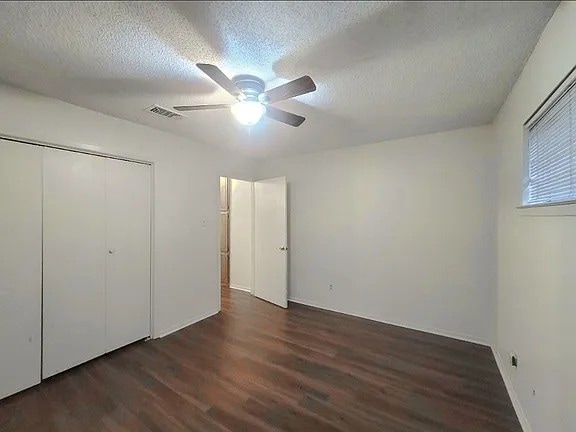 Building Photo - 421 Cousins Ln