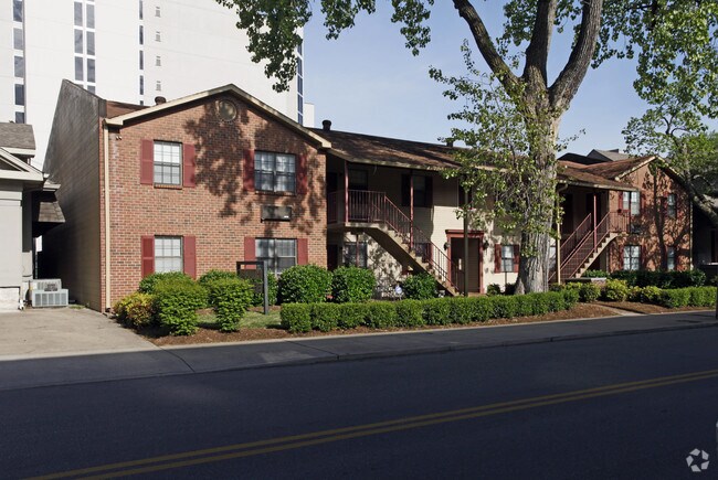 Primary Photo - South Square