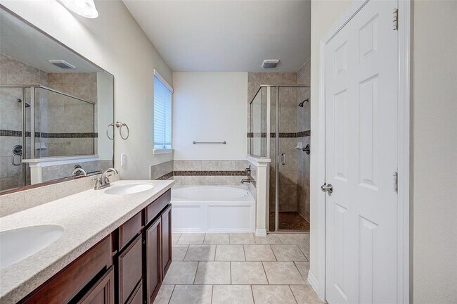 Building Photo - 26627 Fielder Brook Ln