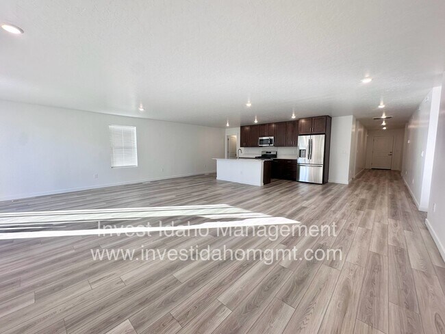 Building Photo - Built in 2024 3 bedroom home available soon!