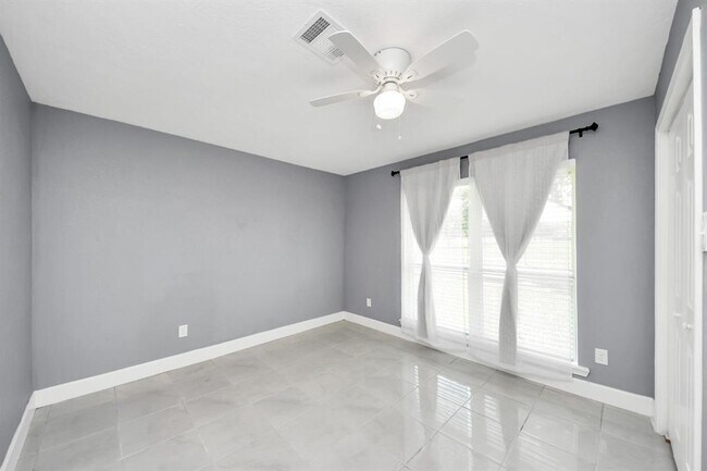 Building Photo - 11218 Sagedowne Ln