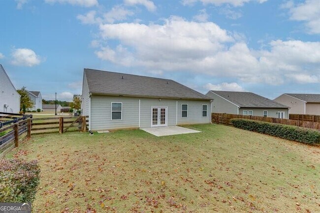 Building Photo - 145 Alexander Ln