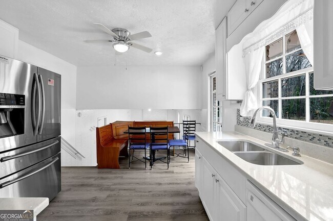 Building Photo - 2746 Abilene Trail SW