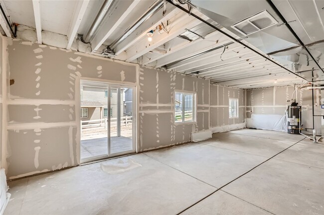 Building Photo - Single Family 3 Bed, 3 Bath Paired-Home in...