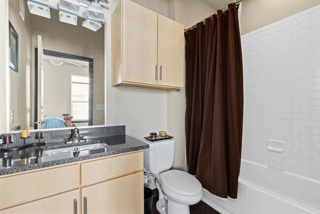 Building Photo - 2606 Wilson St