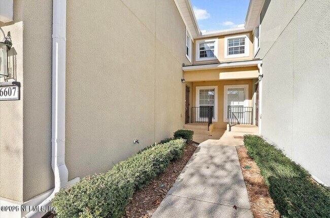 Building Photo - 6607 White Blossom Ct