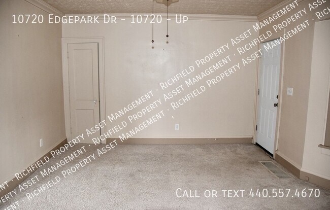 Building Photo - 10720 Edgepark Dr
