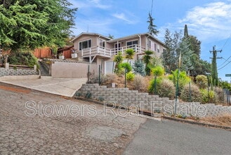 Building Photo - 25551 Maitland Dr
