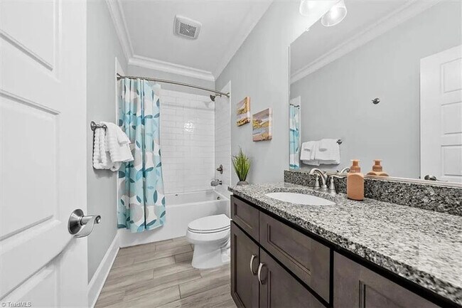 Building Photo - Lease OR Lease to Own