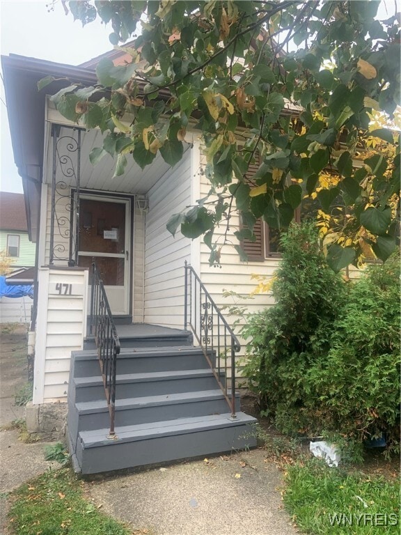Building Photo - 471 Doat St