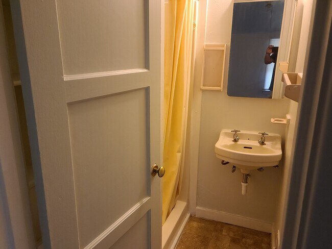 Building Photo - Orchard Park Apartments