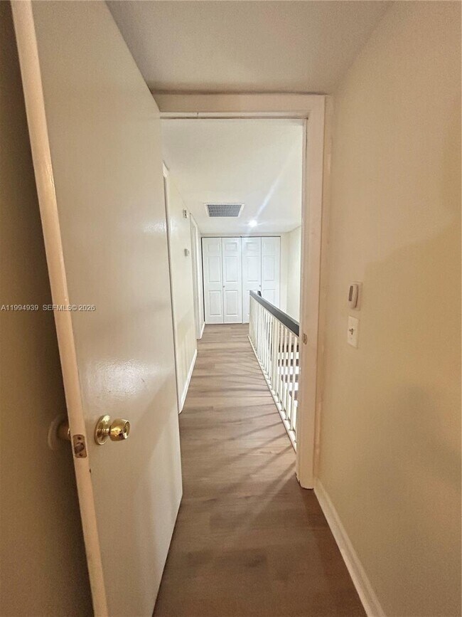 Building Photo - 1660 NW 113th Way