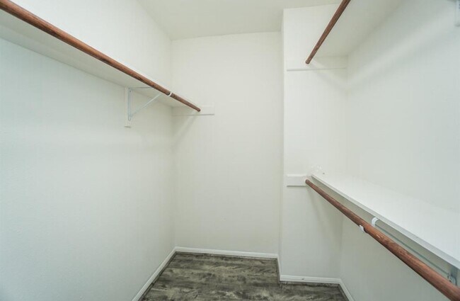 Building Photo - 14571 Misty Meadow Ln