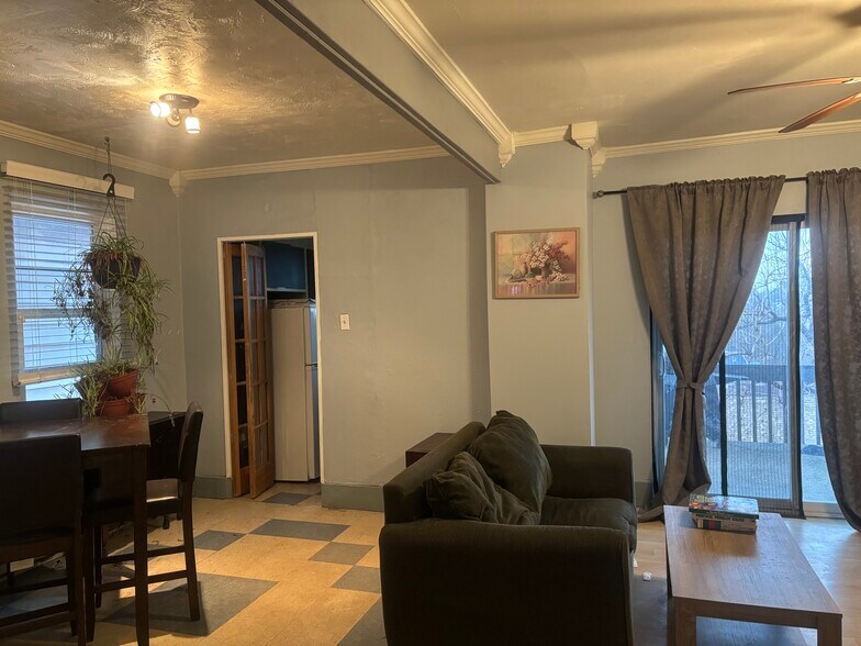 Building Photo - 28 Beltzhoover Ave