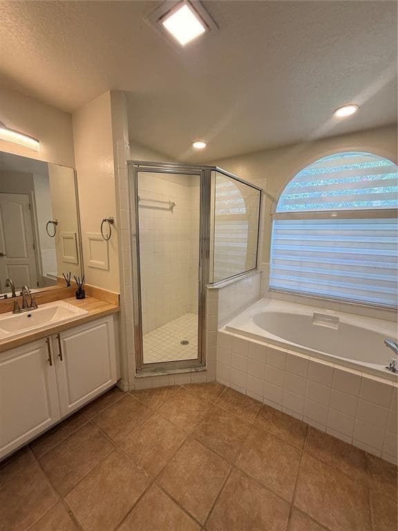 Building Photo - 2210 Towering Oaks Cir
