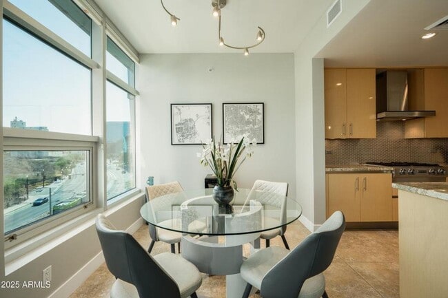 Building Photo - 2 Bedroom 2 Bathroom BRIDGEVIEW AT HAYDEN FERRY LAKESIDE CONDOMINIUM