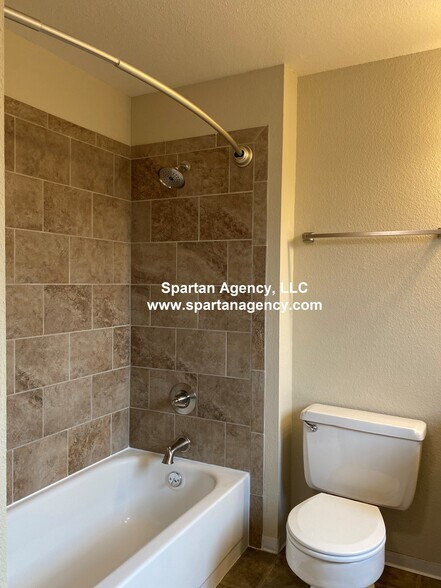 Building Photo - 4111 4th Street Pl SW