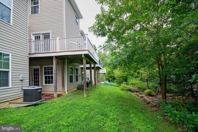 Building Photo - 405 Signal Ct