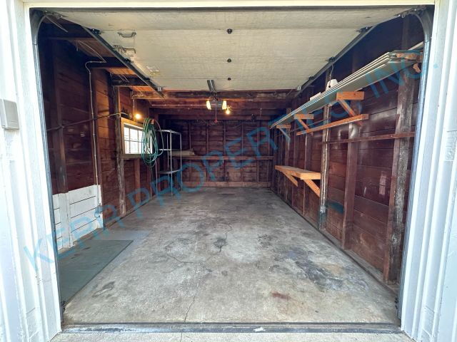 Building Photo - 110 NE 71st Ave