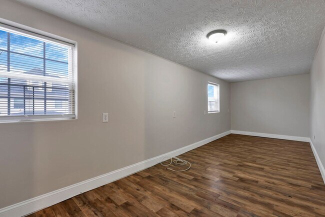 Building Photo - 280 1/2-85-82 S Wheatland Ave